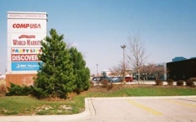 Woodfield Commons Shopping Center